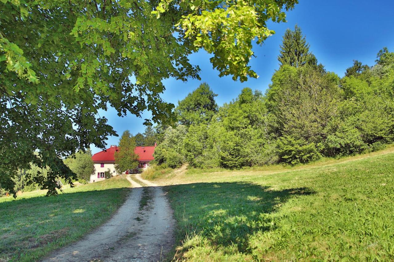 Ch'Tit Jura Bed & Breakfast Les Moussieres Exterior photo